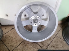 Laden Sie das Bild in den Galerie-Viewer, 1x Alufelge 17 Zoll 7.5" 5x112 45ET 8K0601025BK Audi A4 Rim Wheel FEL8083619221fl