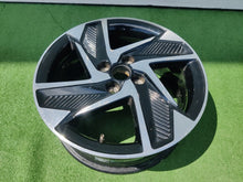 Laden Sie das Bild in den Galerie-Viewer, 1x Alufelge 16 Zoll 6.5" 4x100 48ET Glanz Schwarz 52910K7200 Hyundai I10 III I20 FEL8204146484am