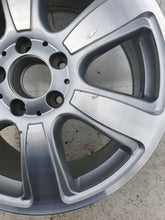Laden Sie das Bild in den Galerie-Viewer, 1x Alufelge 18 Zoll 8.0" 5x112 67ET A2514011502 Mercedes-Benz Rim Wheel FEL8385516690pj
