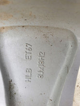 Laden Sie das Bild in den Galerie-Viewer, 1x Alufelge 18 Zoll 8.0" 5x112 67ET A2514011502 Mercedes-Benz Rim Wheel FEL8385516690pj