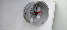Laden Sie das Bild in den Galerie-Viewer, 1x Alufelge 19 Zoll 8.5" 5x108 27ET Glanz Silber 9673495677 Peugeot Rcz FEL8505064563we