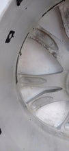 Laden Sie das Bild in den Galerie-Viewer, 1x Alufelge 19 Zoll 8.5" 5x108 27ET Glanz Silber 9673495677 Peugeot Rcz FEL8505064563we