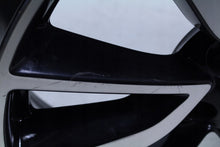 Laden Sie das Bild in den Galerie-Viewer, 1x Alufelge 19 Zoll 7.0" 5x114.3 40ET 4CB3AMB95 Nissan X-Trail I Qashqai FEL8576495474bs