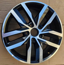 Load image into Gallery viewer, 1x Alufelge 17 Zoll 6.0" 5x112 50ET Glanz 2K5601025K VW Caddy Rim Wheel FEL8584676336kx
