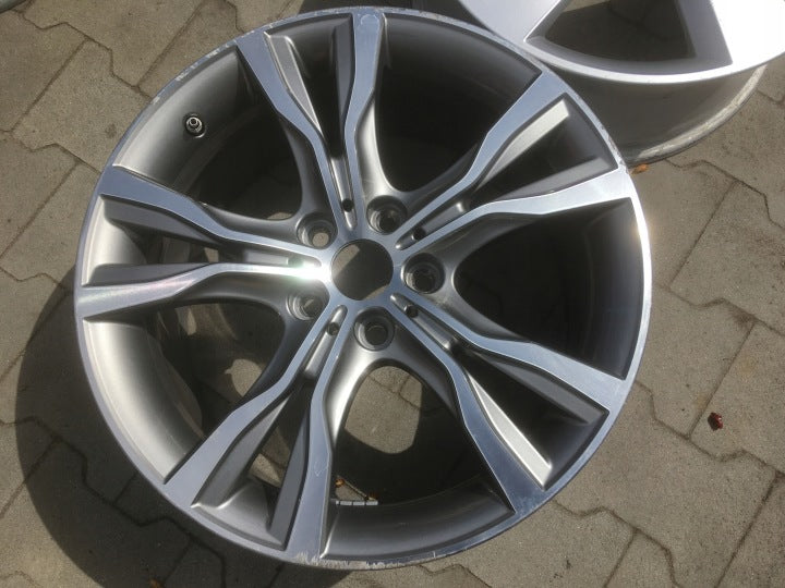 1x Alufelge 18 Zoll 8.0
