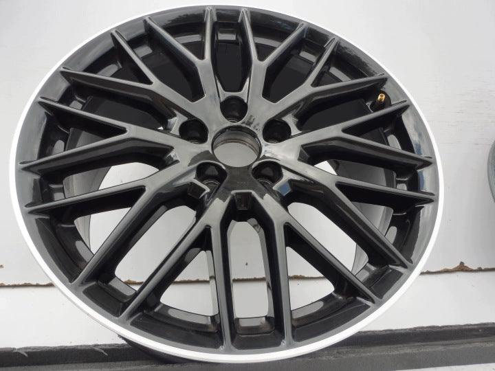 1x Alufelge 18 Zoll 8.0" 5x112 40ET 8W0601025DD Audi Rim Wheel FEL9586168656xc