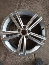 Load image into Gallery viewer, 1x Alufelge 17 Zoll 7.0" 5x112 49ET Glanz Grau 5G0601025DD VW Rim Wheel FEL9633390652rn