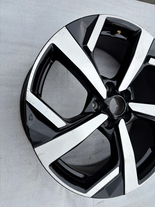 1x Alufelge 19 Zoll 7.0" 5x114.3 HV05A Nissan Qashqai I Rim Wheel FEL9707732077sq