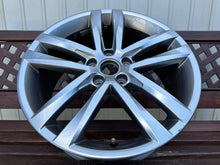 Load image into Gallery viewer, 1x Alufelge 18 Zoll 7.5" 5x112 51ET Glanz Grau 5G0601025AF VW Golf Vii Rim Wheel FEL9838583007ln