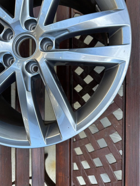 1x Alufelge 18 Zoll 7.5" 5x112 51ET Glanz Grau 5G0601025AF VW Golf Vii Rim Wheel FEL9838583007ln