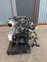 Laden Sie das Bild in den Galerie-Viewer, Motor Mercedes-Benz W206 654820 A6540105614 9TKm Diesel Engine Unkomplett MOT1673008929ey