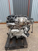 Laden Sie das Bild in den Galerie-Viewer, Motor Mercedes-Benz W206 654820 A6540105614 9TKm Diesel Engine Unkomplett MOT1673008929ey