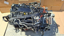 Laden Sie das Bild in den Galerie-Viewer, Motor Toyota XA25A-V92CG 2.5 107TKm Hybrid Engine Unkomplett MOT2024979580in