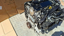 Laden Sie das Bild in den Galerie-Viewer, Motor Toyota XA25A-V92CG 2.5 107TKm Hybrid Engine Unkomplett MOT2024979580in
