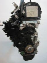 Laden Sie das Bild in den Galerie-Viewer, Motor Citroën Peugeot I 3008 10JBHP 1.6 Diesel Engine Unkomplett MOT2195537845ge