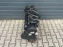 Laden Sie das Bild in den Galerie-Viewer, Motor Volvo V60 D5244T15 2.4 215PS 87TKm Diesel Engine Unkomplett MOT2392067766ml