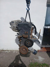 Laden Sie das Bild in den Galerie-Viewer, Motor Hyundai Tucson G4GC 2.0 Benzin Engine Unkomplett MOT2636937808fl