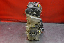 Laden Sie das Bild in den Galerie-Viewer, Motor Skoda Rapid CJZ 1.2 TSI 110PS 2012 Benzin Engine Unkomplett MOT3004032006ux