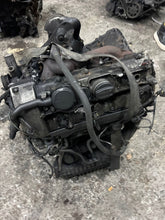 Laden Sie das Bild in den Galerie-Viewer, Motor Mercedes-Benz W203 6110110501 Diesel Engine Unkomplett MOT4009874366sd