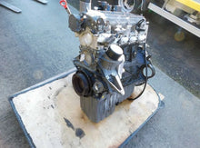 Laden Sie das Bild in den Galerie-Viewer, Motor Mercedes-Benz Sprinter 906 OM646 2.2 CDI 150PS Diesel Engine Unkomplett MOT4332561008at