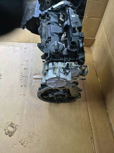 Laden Sie das Bild in den Galerie-Viewer, Motor Audi Seat Skoda VW I DTT 2.0 TDI 35TKm Diesel Engine Unkomplett MOT4384609037de