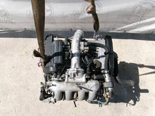 Laden Sie das Bild in den Galerie-Viewer, Motor Kia Sportage FE 2.0 260TKm 1996 Benzin Engine Unkomplett MOT4405596300fx