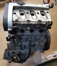 Laden Sie das Bild in den Galerie-Viewer, Motor Audi B6 ASN 3.0 220PS 162kW 240TKm Benzin Engine Unkomplett MOT4539559898hs