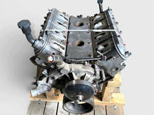 Load image into Gallery viewer, Motor Chevrolet Gmc Silverado Sierra LM7 5.3 212TKm Benzin Engine Unkomplett MOT4673380763at