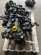 Laden Sie das Bild in den Galerie-Viewer, Motor Nissan Juke 1.2 DIG-T 60TKm Benzin Engine Komplett MOT5045915804bj