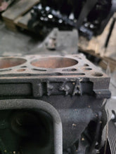 Laden Sie das Bild in den Galerie-Viewer, Motor Renault Laguna II 468036 Benzin Engine Unkomplett MOT5187093820vn