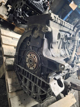 Laden Sie das Bild in den Galerie-Viewer, Motor Renault Laguna II 468036 Benzin Engine Unkomplett MOT5187093820vn