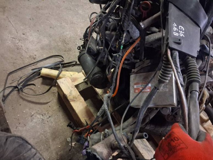 Motor BMW E36 M42B18 1.8 1996 Benzin Engine Komplett MOT5559032448cp