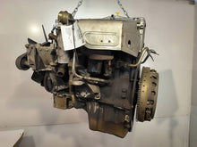 Laden Sie das Bild in den Galerie-Viewer, Motor Land Rover Defender TD5 2.5 122PS 1999 Diesel Engine Unkomplett MOT6272323187of