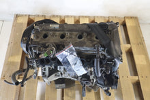 Laden Sie das Bild in den Galerie-Viewer, Motor Toyota Avensis 2.0 145PS 2004 Benzin Engine Unkomplett MOT7173777219xp