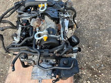 Laden Sie das Bild in den Galerie-Viewer, Motor VW CBZ 1.2 TSI 90PS 66kW Benzin Engine Komplett MOT7624741664oz