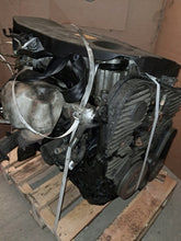 Laden Sie das Bild in den Galerie-Viewer, Motor Mazda 5 I RF7J 2.0 CITD 208TKm Diesel Engine Komplett MOT8111159875nm
