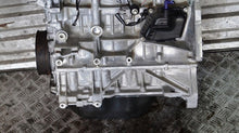 Laden Sie das Bild in den Galerie-Viewer, Motor Mazda 3 Bm PE02 PE30 2.0 140TKm Benzin Engine Unkomplett MOT8605849606wo