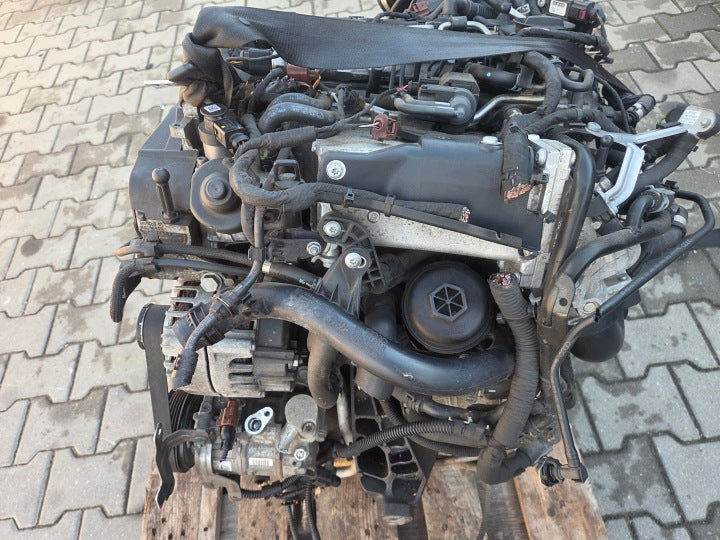 Motor Audi A4 B8 CSU 2.0 TDI 133TKm Diesel Engine Komplett MOT8633222402vs