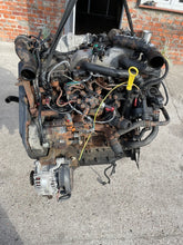 Laden Sie das Bild in den Galerie-Viewer, Motor Ford Transit Connect RWPA 1.8 2002 Diesel Engine Komplett MOT8698760116tm