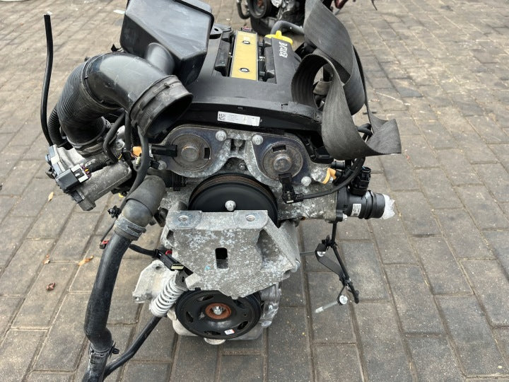 Motor Opel Corsa E Meriva B B12XER 1.2 Benzin Engine Komplett MOT9020587576qj