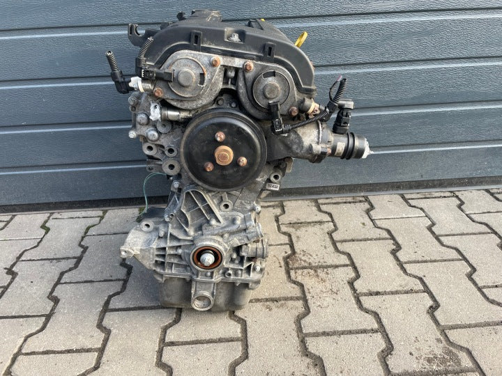 Motor Opel Corsa D A12XER 1.2 116TKm Benzin Engine Unkomplett MOT9367116514ru