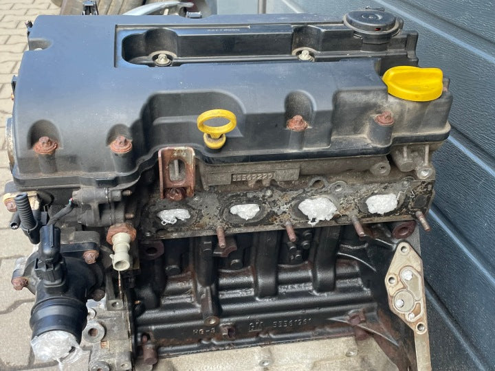 Motor Opel Corsa D A12XER 1.2 116TKm Benzin Engine Unkomplett MOT9367116514ru