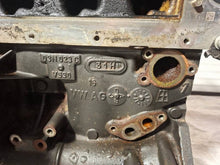 Laden Sie das Bild in den Galerie-Viewer, Motor VW Tiguan Passat B8 Touran DFG 2.0 TDI Diesel Engine Unkomplett MOT9623613805ol