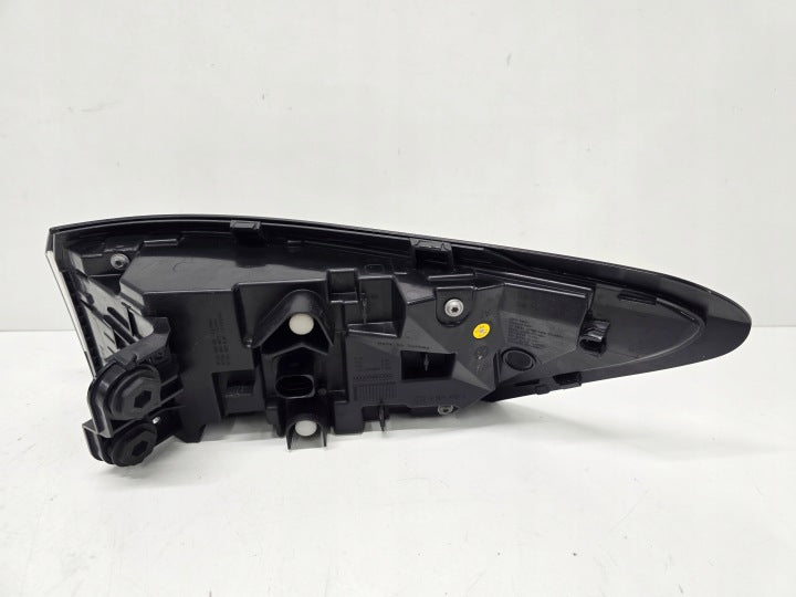 Rückleuchte VW Passat 3J0945207 Links Rearlight RUK1015007110ew
