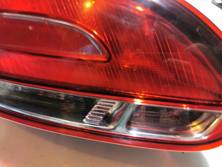 Rückleuchte VW Scirocco 1K8945095E Links Rearlight RUK1099692915bg