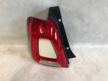 Laden Sie das Bild in den Galerie-Viewer, Rückleuchte Fiat 500 Links Rearlight RUK1213833684wn