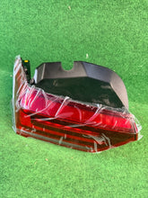 Laden Sie das Bild in den Galerie-Viewer, Rückleuchte VW I 10A945095B Links Rearlight RUK1217023342bh