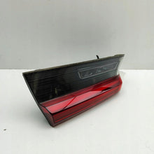 Laden Sie das Bild in den Galerie-Viewer, Rückleuchte BMW 3 H75A3BC6101 Links Rearlight RUK1225213275lf