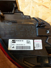 Laden Sie das Bild in den Galerie-Viewer, Rückleuchte Seat Alhambra 7N594520713S Ein Stück (Rechts oder Links) Rearlight RUK1253584423ar