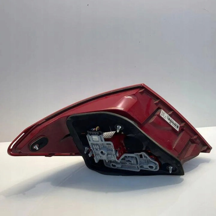 Rückleuchte Mercedes-Benz 2048202764 Rechts Rearlight RUK1319637577ei